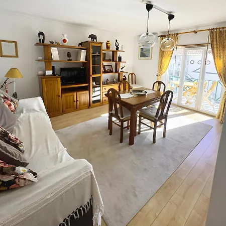 Ribeiro House Hébergement de vacances Lourinhã