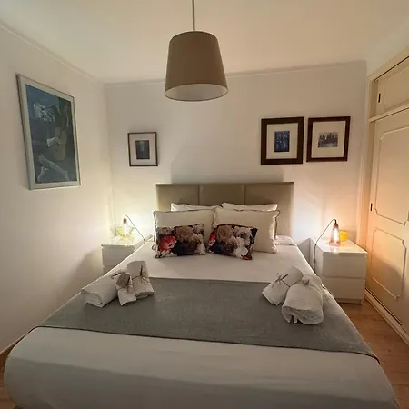 Ribeiro House Hébergement de vacances *